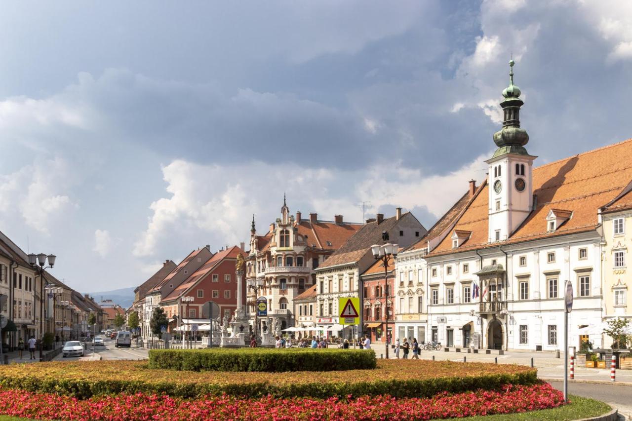 Amazing Apartment In Downtown Maribor Eksteriør billede